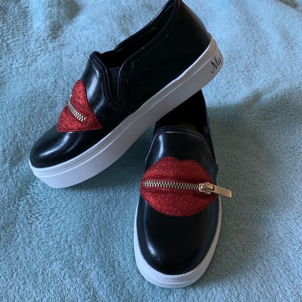 katy perry slip on shoes size 1 girls